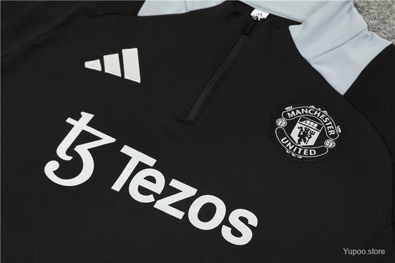 24/25 Manchester United Black Tracksuit